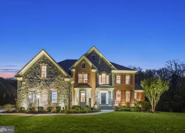 Executive home in Columbia, Maryland at twilight
